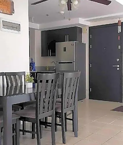 호텔 Penthouse Unit For 1 Bedroom Access 마닐라