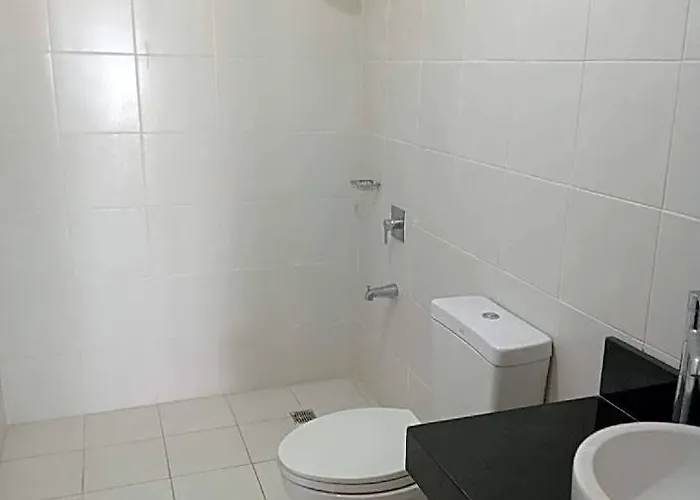 Penthouse Unit For 1 Bedroom Access 4*