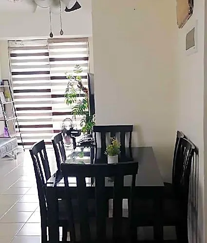 호텔 Penthouse Unit For 1 Bedroom Access 4*