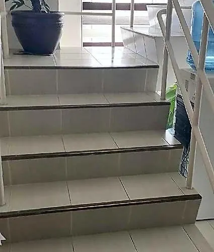 Penthouse Unit For 1 Bedroom Access